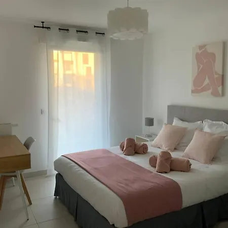 Logement Cosy Climatise Avec Parking Aix-en-Provence Exterior photo